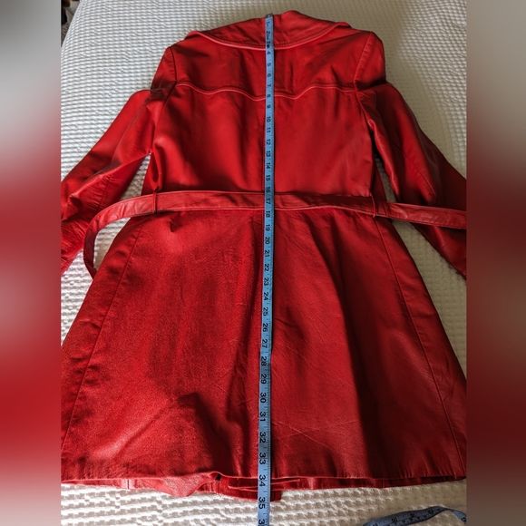 1960s Red Leather Jacket with Groovy Pockets and Collar - Picture 9 of 11